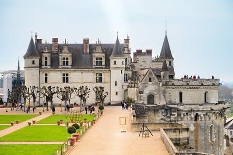 Leonardo da Vinci’s Home & Amboise Castle with Hotel Pick Up