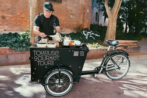 Chef Alejandro plating at one of the stops.