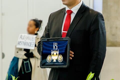 Personalized welcome with digital tablet