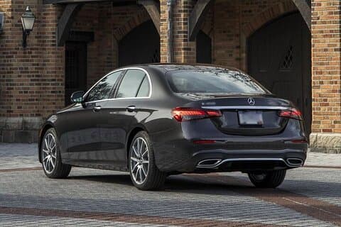 Arrival Private Transfer Avignon Airport AVN to Avignon by Sedan