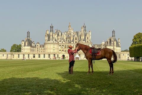 Loire Valley Castles Day Trip from Paris & Tasting with Pickup