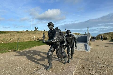 Private DDAY Tour Omaha Beach Normandy