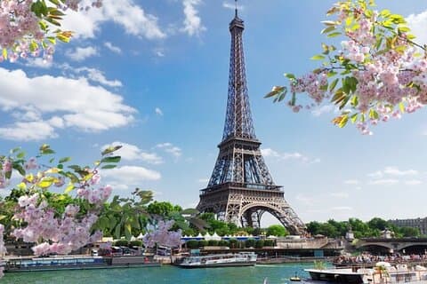 Paris Mosaic Tour from Le Havre with Notre-Dame and River Cruise