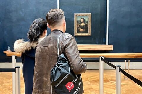 Highlights of the Louvre: Semi Private Tour with max 6 People