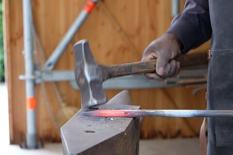 Saint-Denis: Blacksmithing, stone cutting, cathedral builders