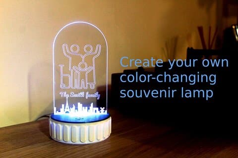 Code and design your unique Paris souvenir !