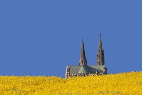 Chartres in tales and legends: from the cathedral to the city!