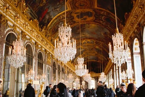 Versailles Palace & Gardens Skip-The-Line Guided + Cruise 1h