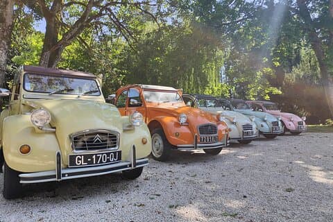 Rental 2CV in Burgundy - From St Loup Géanges & Beaune