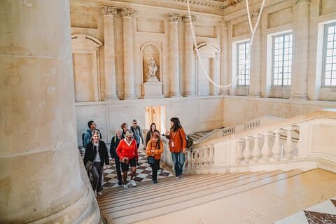 Private Versailles Palace and Garden with Van Transfer from Paris