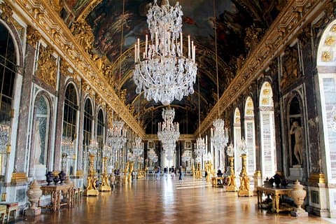 Versailles Private Full Day tour from Paris Golf Cart and Trianon