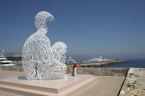 3 Hours Private Tour in Juan-les-Pins and Cagnes-sur-Mer