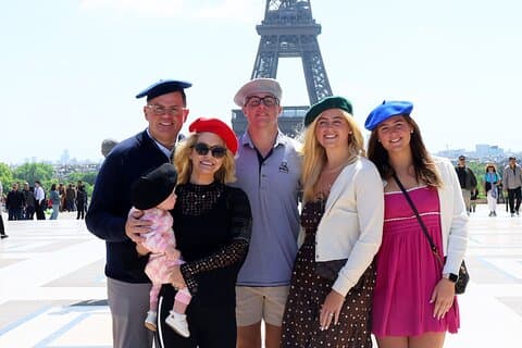 Discover the best of Paris as we visit the city's most iconic landmarks on an unforgettable tour!