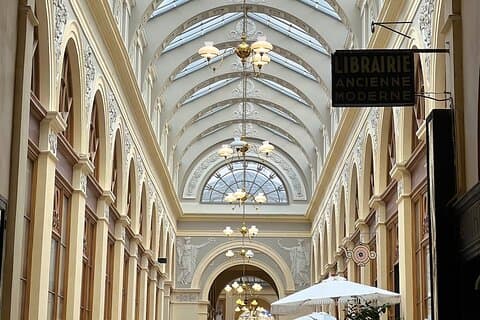 Paris Covered and Secret Passages Tour
