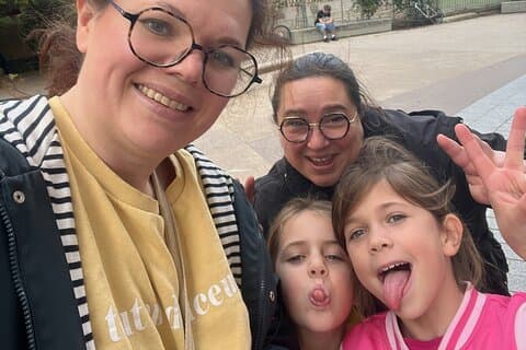 Paris Kids Quest: Family Walking Adventure