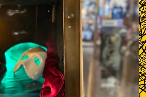 Paris Theatre and Musicals Walking Tour: Les Miz, Phantom…