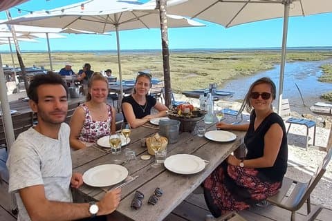Gujan-Mestras and oysters