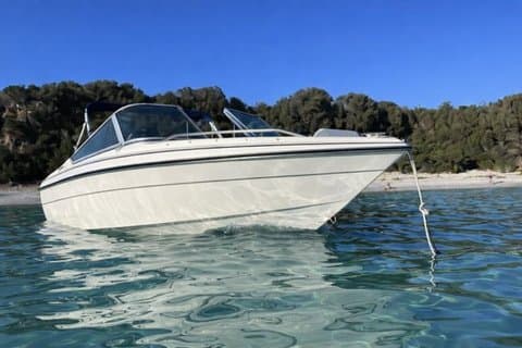 Secret beach of Lake Vouglans Boat trip