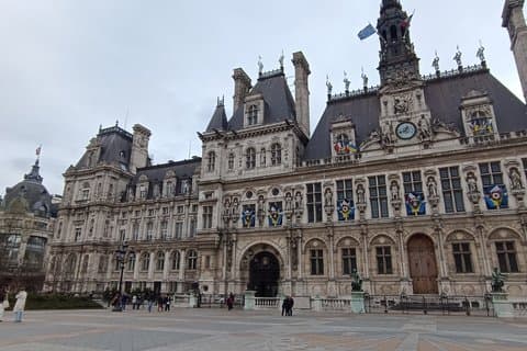 Historic Le Marais Walk and Local Gastronomy Tasting