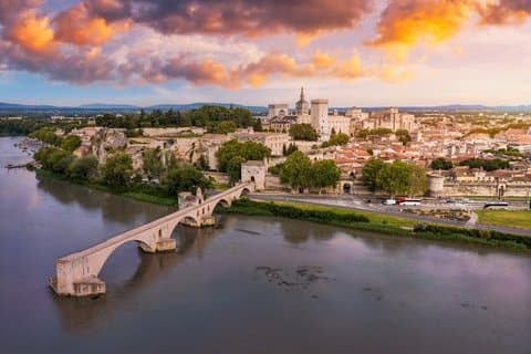 Private Tour: Avignon & Papal Heritage from Arles