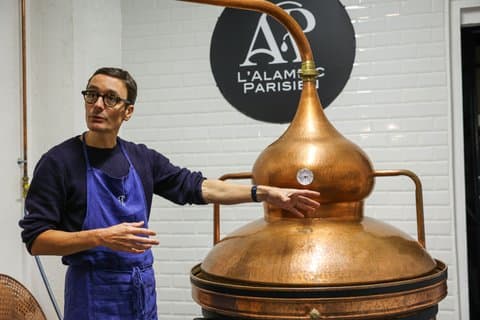 Visit and tasting at the distillery L'Alambic Parisien