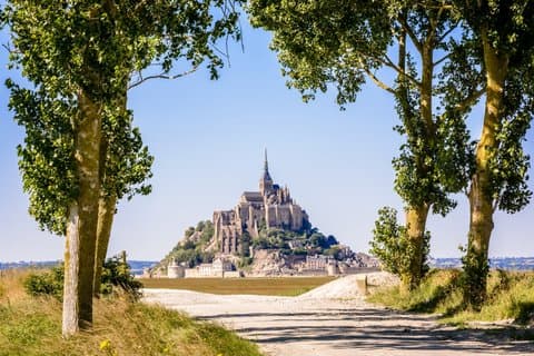 Mont-Saint-Michel from Le Havre | Private Tour | Guide Optional