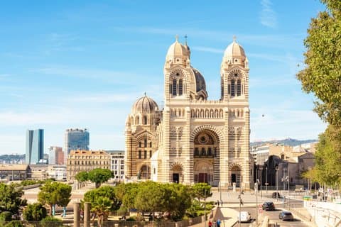 Marseille Old Port and Panier District Walking Tour
