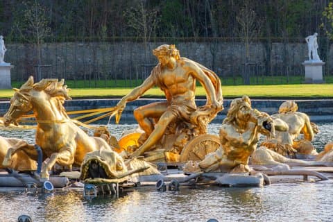 Versailles from Rouen | Private Roundtrip Transfer