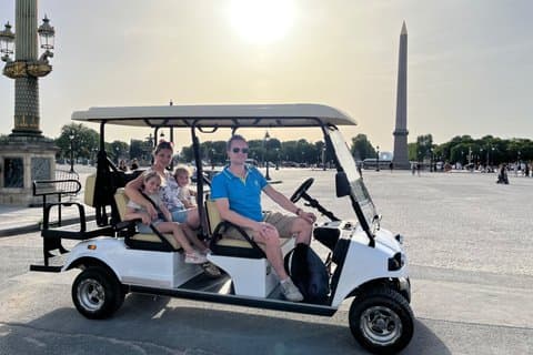 Private Chic Cart Experience in C'est La Vie Paris