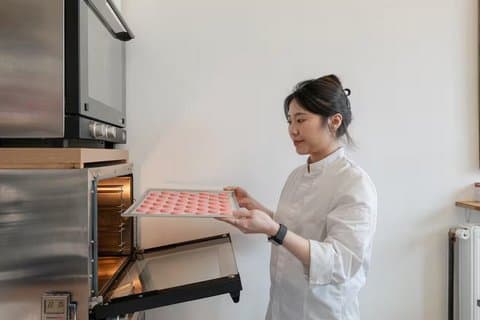 Paris Macaron baking class with a Chef Patissier