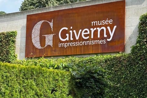 Giverny Private Tour from Paris