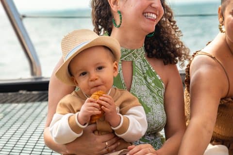 Brunch at sea with live DJ on board the catamaran Lucile