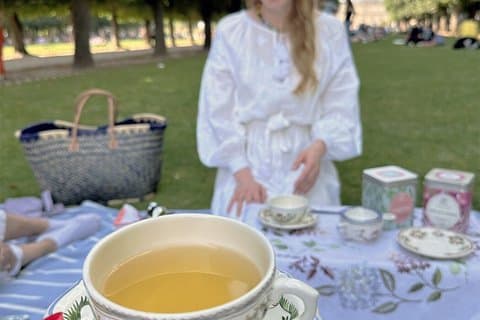 French tea time with tea sommelier