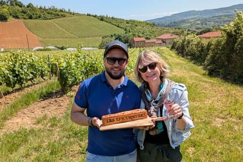 2h immersive tasting in Beaujolais - Wine and Chocolate Accord