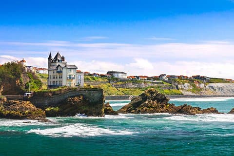 Private Bayonne and Biarritz Shore Tour
