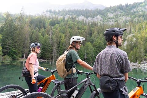 Chamonix — Mountain lake & panoramas