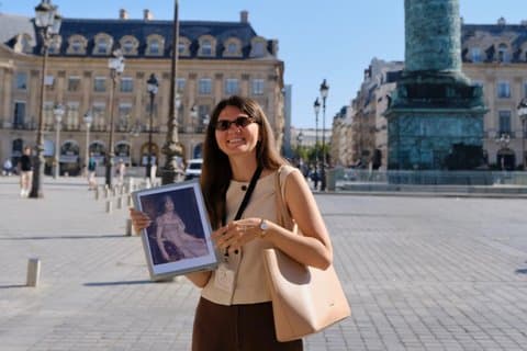 Love and Scandal Small Group Walking Tour in Paris