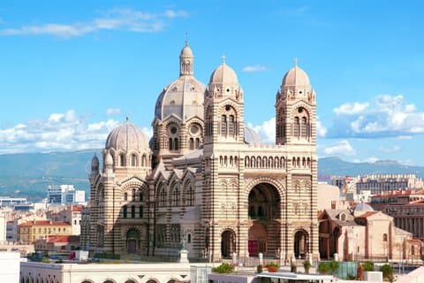 Lyon to Marseille 1 Day Private Guided Tour By Car
