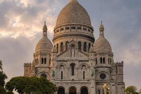 Montmartre Guided tour of the Parisian artists' district