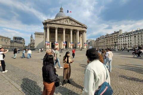 Custom and private tours in Paris