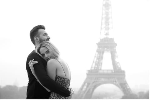 Paris Eiffel Tower Photo Shoots & Surprise Proposals