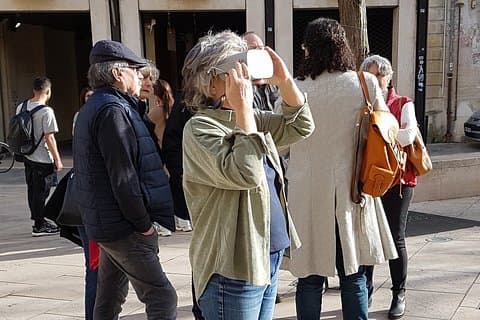 Stroll in old Bordeaux between real and virtual