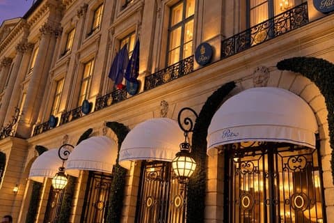 Paris Night Lights Private Tour Eiffel Tower Gourmet Chocolates