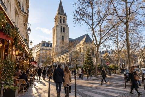 Christmas Private Tour in Paris Notre Dame