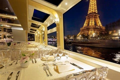 Sightseeing 3 course Dinner Cruise on Seine River from Paris
