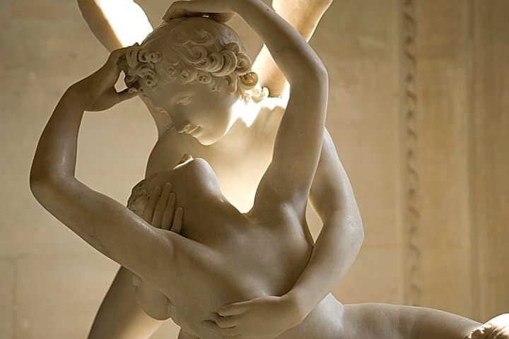Stories of the works of art at the Louvre