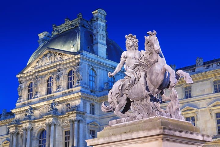 Louis XIV Monument in front of Louvre