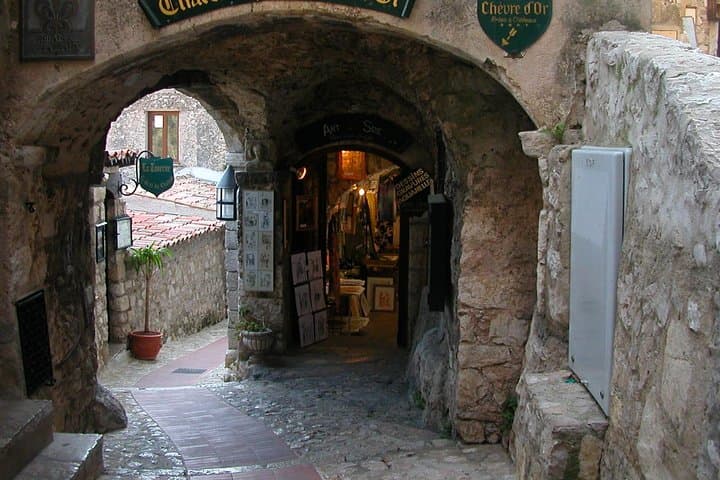 Eze