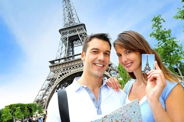 Eiffel Tower : Skip-The-Line Guided Tour with Summit Access