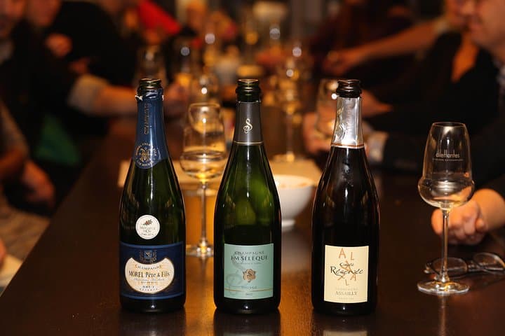 Bubbles and Bites: Viator's Perfect Champagne Pairing Formula
